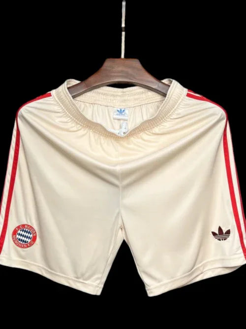 Shorts du Bayern Munich 2024-25