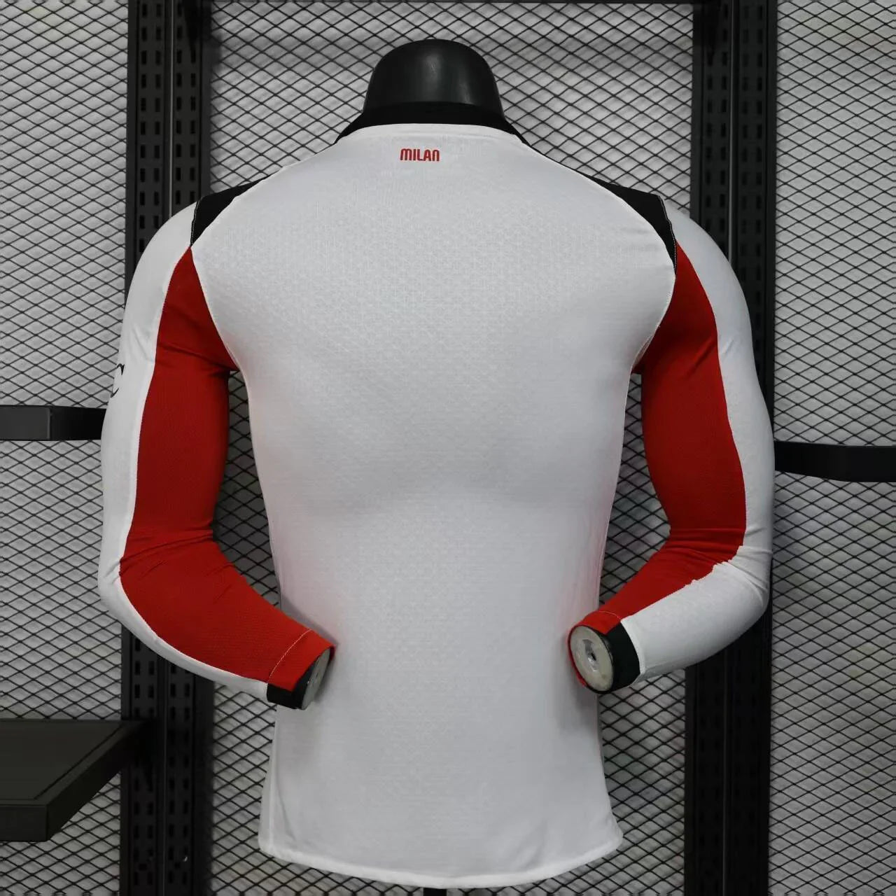 Maillot à manches longues de l'AC Milan - saison 2025-26