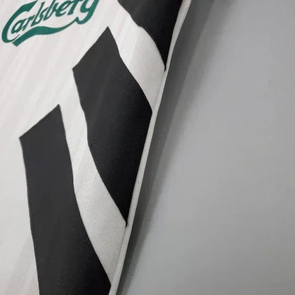 Liverpool Retro Jersey 06/07