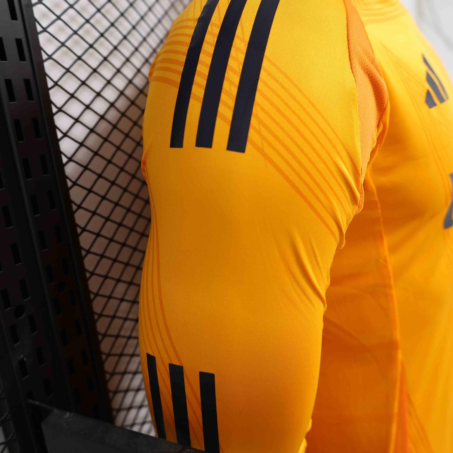Real Madrid 24-25 Long Sleeve Jersey