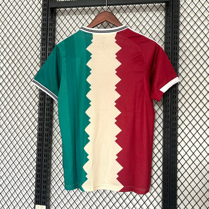 Maillot 25/26 Liverpool color Spécial eagle