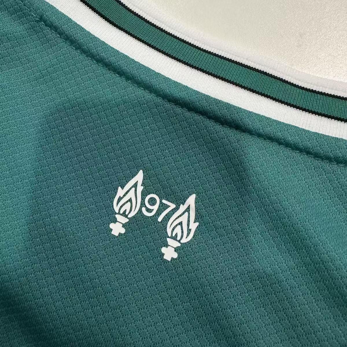 Maillot de Liverpool 2025-26