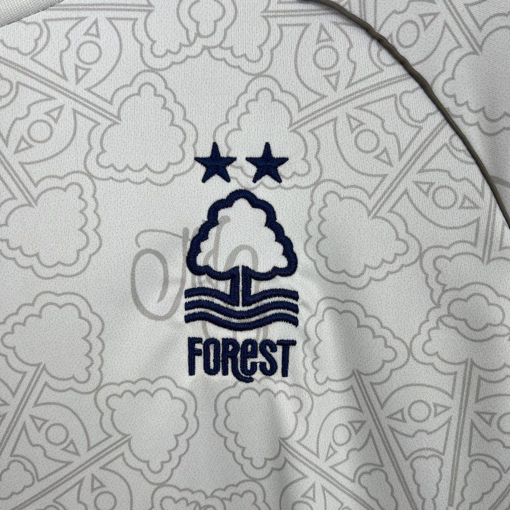 Nottingham Forest away jersey 2025-26
