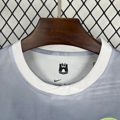 Maillot extérieur de Wolfsburg saison 2025-26