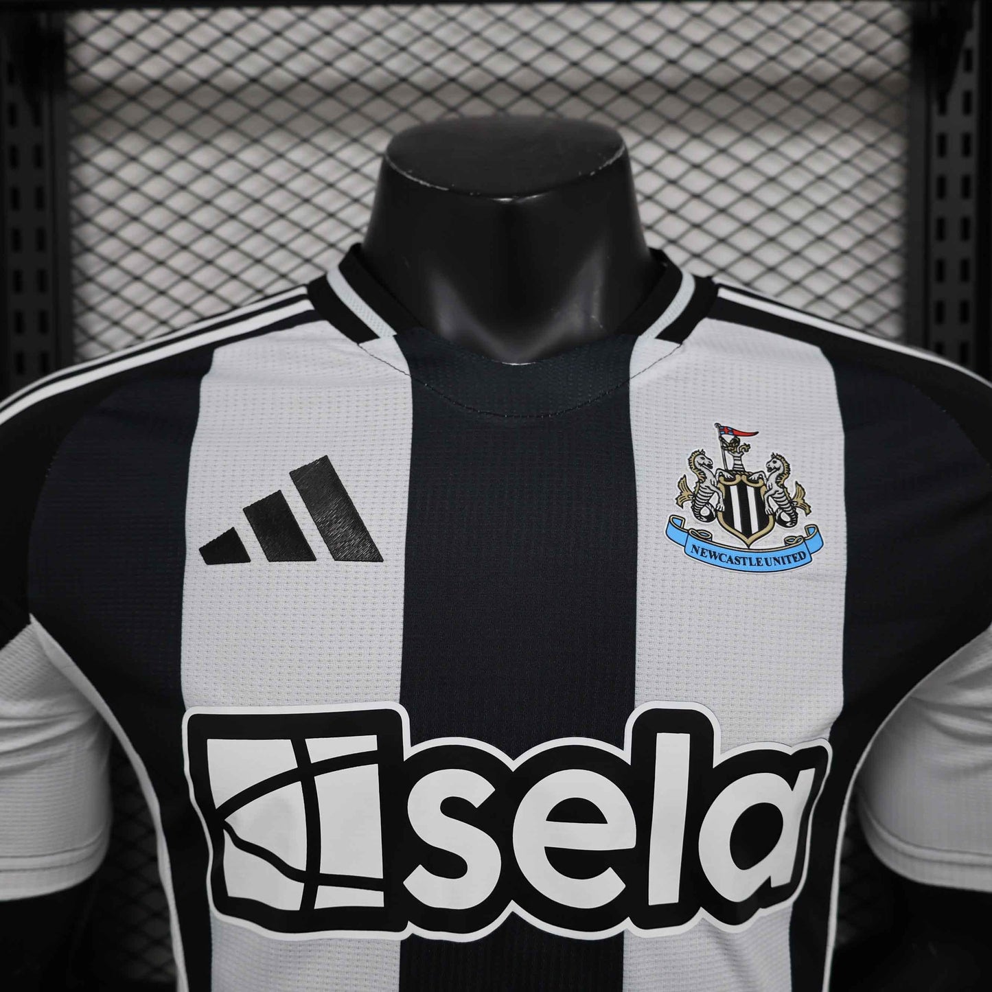 Maillot de Newcastle 2024-25