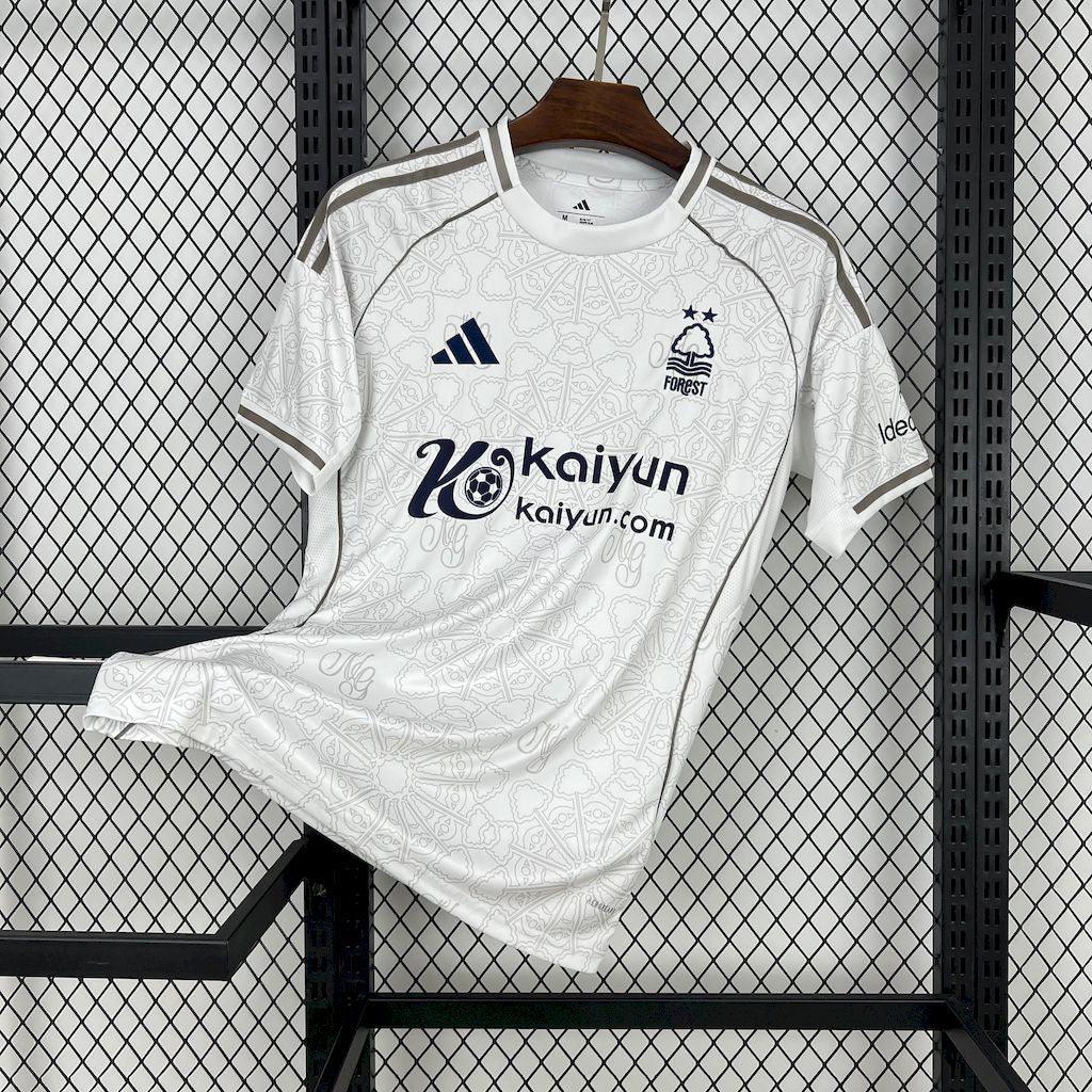 Nottingham Forest away jersey 2025-26