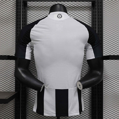 Maillot de Newcastle 2024-25