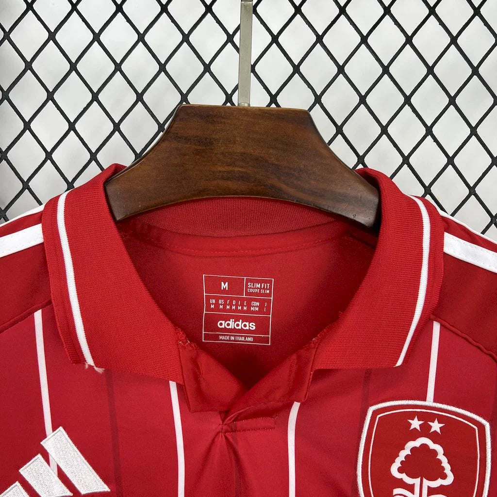 Nottingham Forest 2025-26 kit