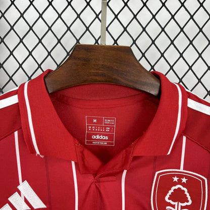 Nottingham Forest 2025-26 kit