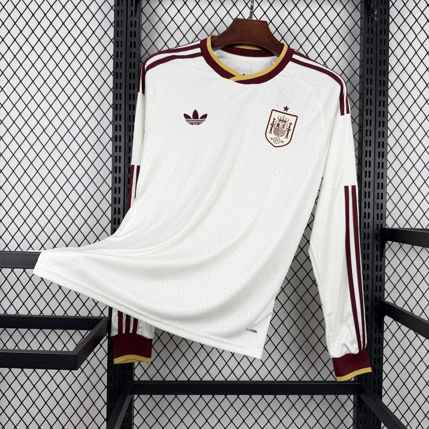 Spain away long-sleeve World Cup 2026 jersey
