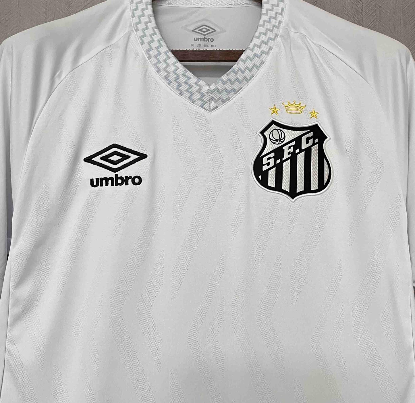 Santos 2025-26 Jersey