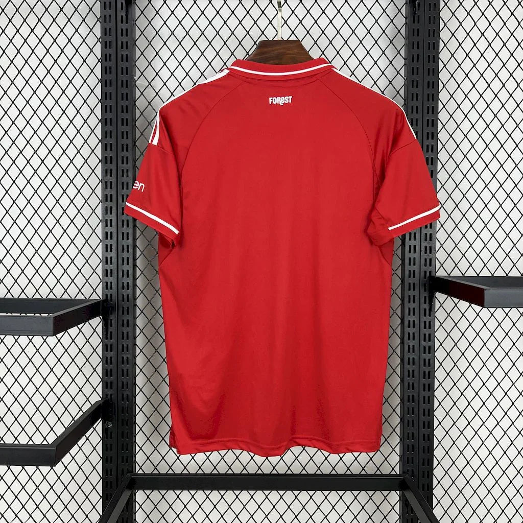 Nottingham Forest 2025-26 kit