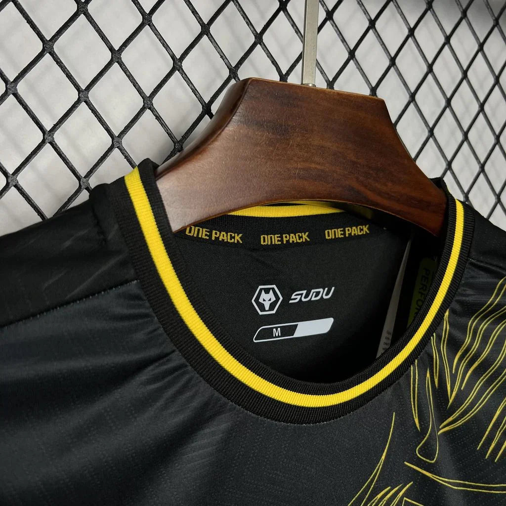 Maillot extérieur des Wolves 2024-25